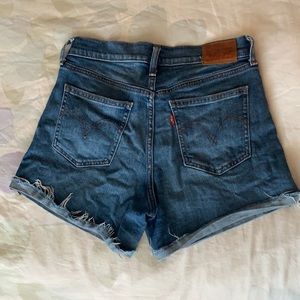 Size 29 Levi Strauss Jean shorts